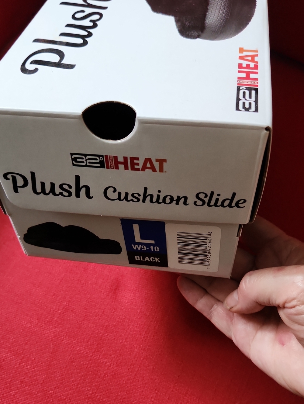 32⁰ Heat Black Fuzzy Slide Lg